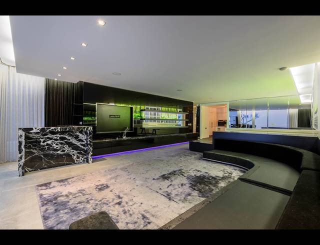 3 BEDROOM HOUSE TO LET IN CAMPS BAY
